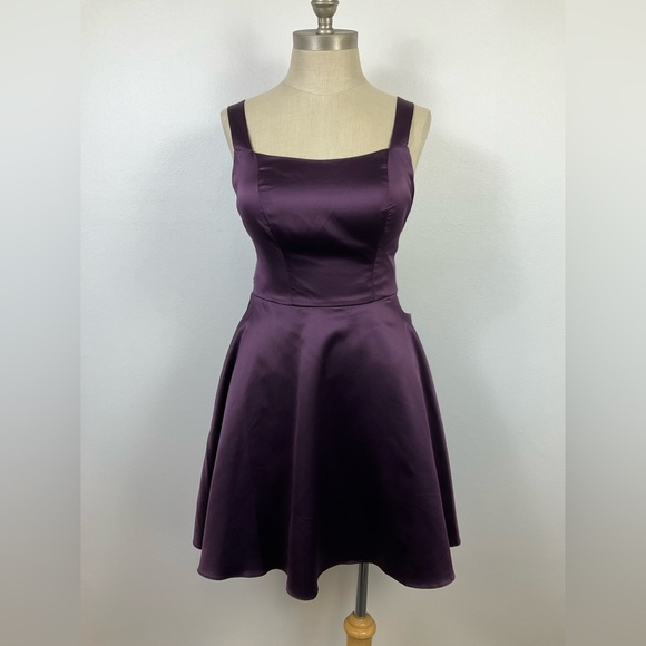 B. DARLIN Womens Prom Purple Satin NWT Dress Mini Lined Side Back Straps, sz 1/2 - Picture 1 of 8